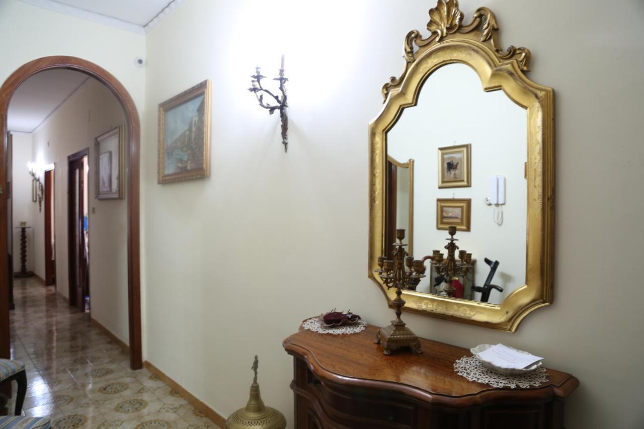 Stanza In Appartamento เนเปิลส์ ภายนอก รูปภาพ